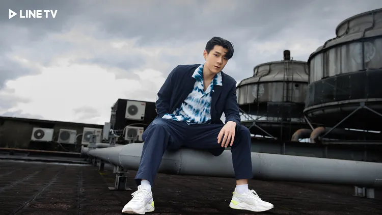 易柏辰演出甯嵐，擁有異能「言靈」，可用言語對他人發出攻擊。LINE TV提供