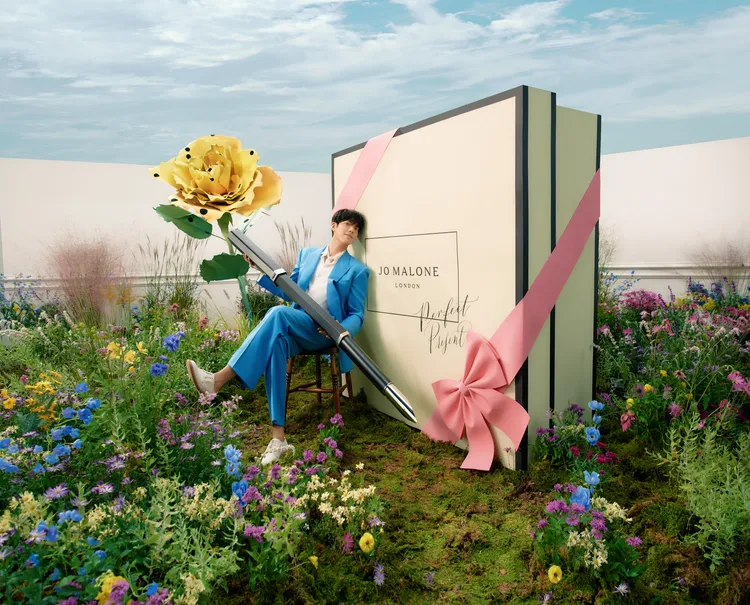 金宇彬化身「香氛使者」，演繹Jo Malone的贈禮美學。品牌提供