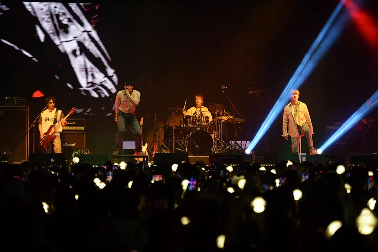 N.Flying被台粉的大合唱嚇到，狂讚「你們怎麼這麼會唱」。華藝娛樂提供