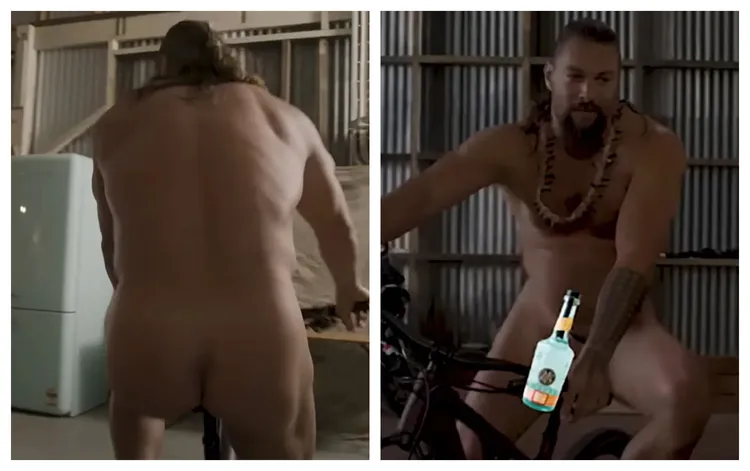 傑森摩莫亞全裸騎登山越野車受訪，鏡頭還拍到他的大屁股。翻攝Youtube