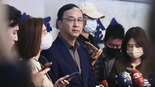 布局「郭朱配」卡侯友宜？　朱立倫氣噗噗！連怒罵8個字2次