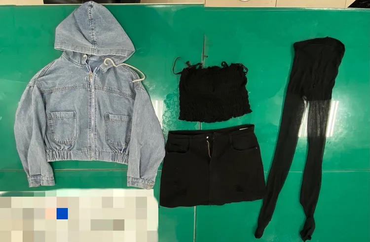 警方查獲陳男當時身上穿著。翻攝畫面