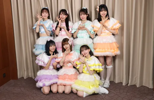 「FRUITS ZIPPER」全團都是大胃王 登寶島傳授3招必勝拍照pose