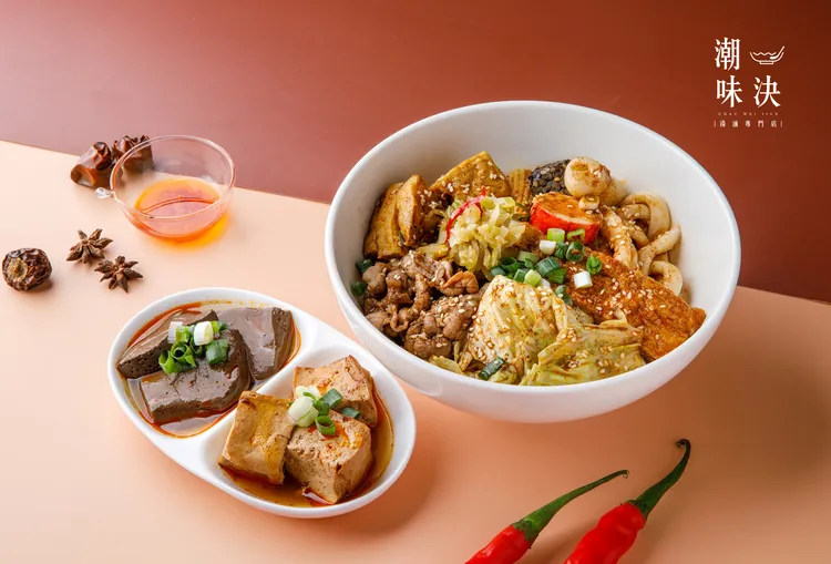 潮味決麻辣小心乾+熊貓豆腐。業者提供