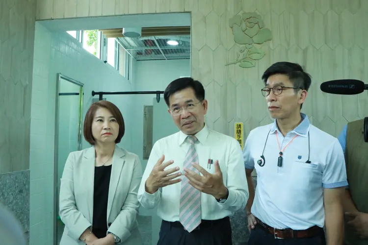 鍾佳濱指出，葉永鋕的不幸事故，源自當時台灣整體教育環境的不友善。鍾佳濱服務處提供