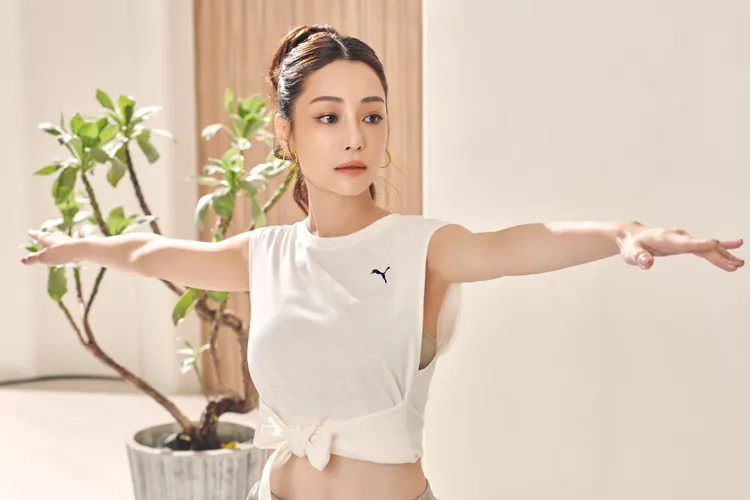 謝欣穎曬出零贅肉的緊實好身材。品牌提供