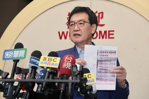 遭控「包車賄選」！費鴻泰嗆告徐巧芯　痛訴「我一生坦蕩沒做虧心事」