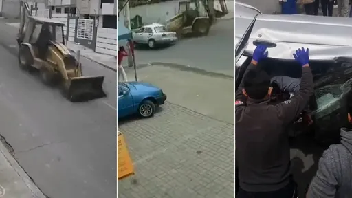 堆土機街頭狂飆「狠鏟轎車」 汽車駕駛當場慘死