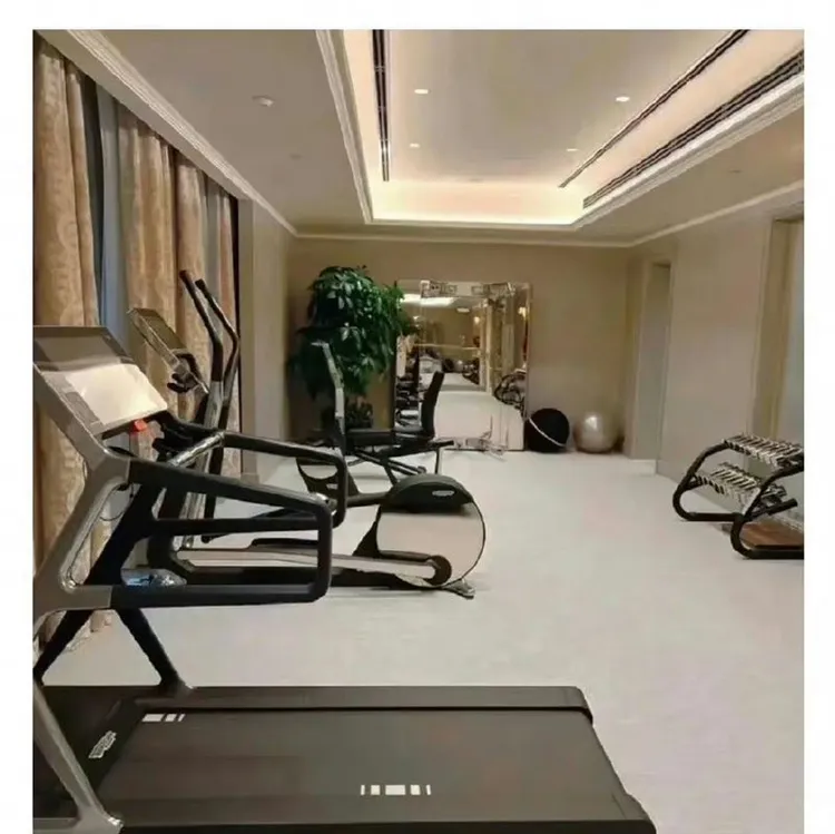 健身房設備一應俱全。翻攝微博