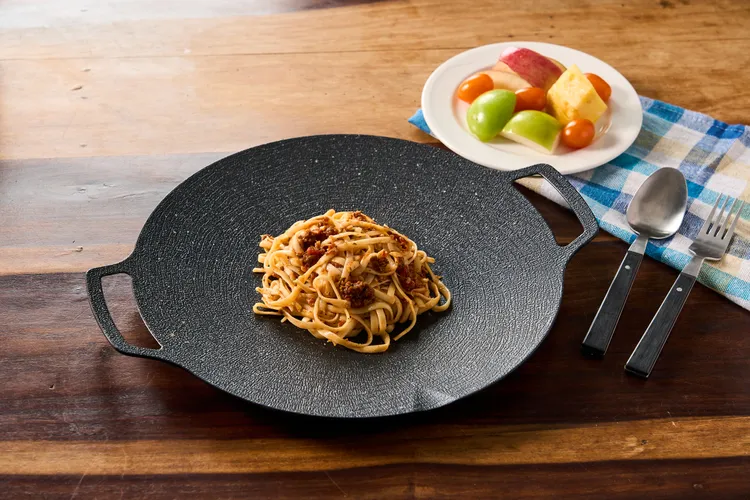 萬用不沾烤盤。