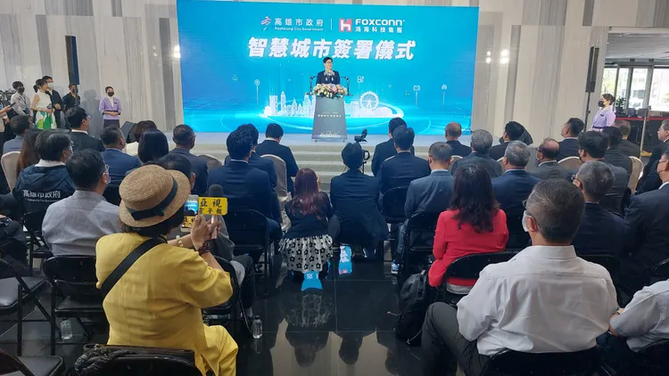 陳其邁感謝鴻海看好高雄、投資高雄。凃建豐攝