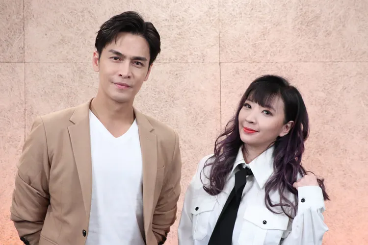 Gino（左）和主持人王宜安暢談健康問題。中天新聞提供