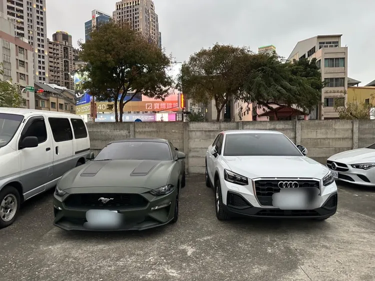 詐騙集團短短三個月訛詐入帳超過2500萬元，購買野馬車代步。讀者提供