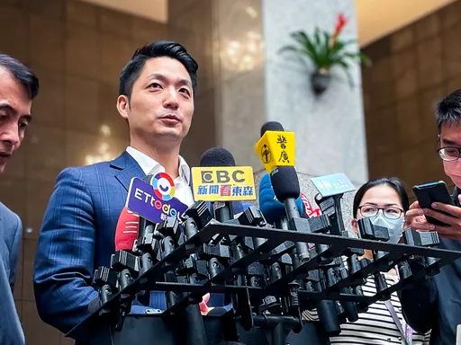 北市議會今開議　上任首次「大考」會緊張嗎？蔣萬安笑回3字