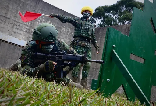 警保二總隊受軍事訓練成「類國軍」? 花敬群揭原因:不要以訛傳訛