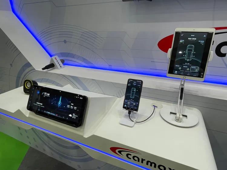 車美仕於會場中展出全台首次亮相的12.3吋車機，並且搭載TOYOTA Drive+ Link 智能車載系統。林浩昇攝