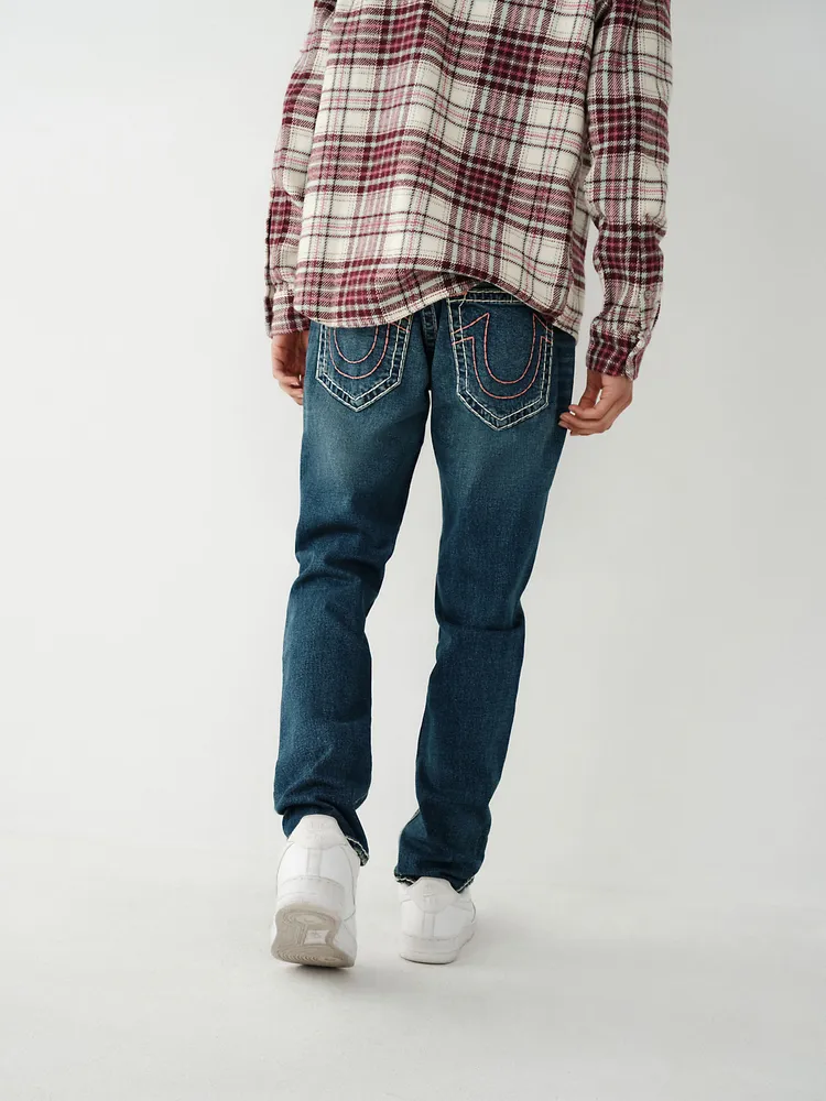 Super T Rocco珊瑚橘粗車線無袋蓋牛仔褲，1萬6980元。品牌提供