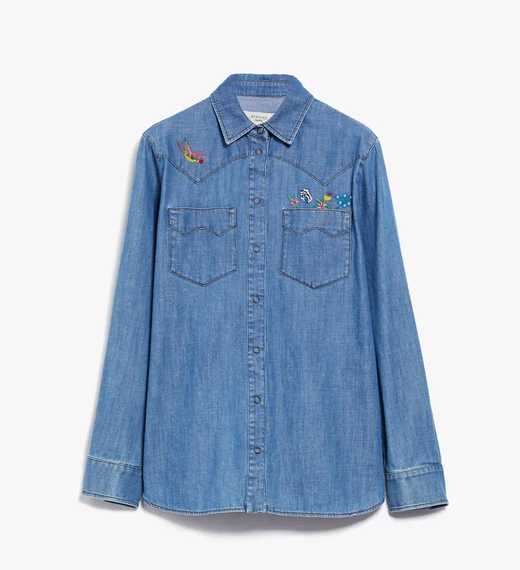 From Lily With Love聯名系列牛仔上衣，1萬7100元。品牌提供