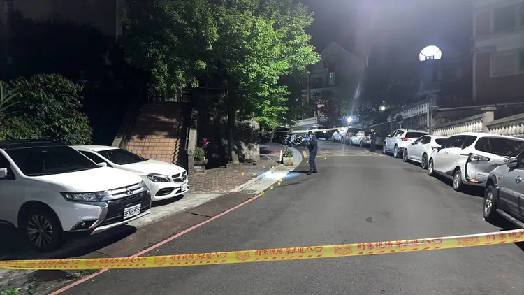 警方封鎖現場調查。翻攝畫面