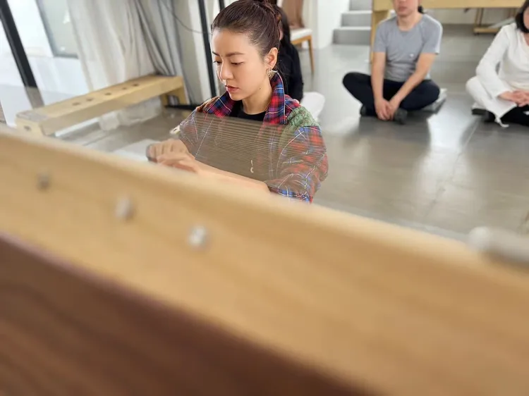 丁噹目前仍在養傷。