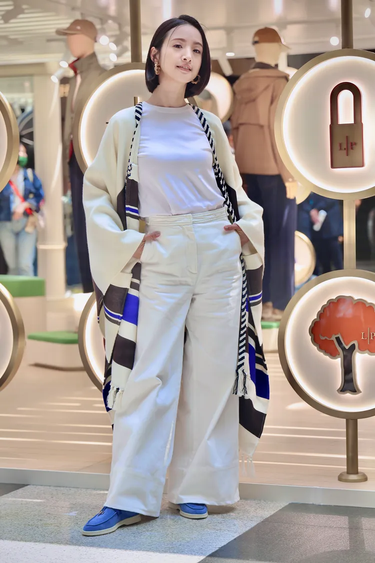 在螢幕前收割過無數男神的林依晨，最初會認識Loro Piana，也是因為老公曾送給她的30歲生日禮物。林林攝