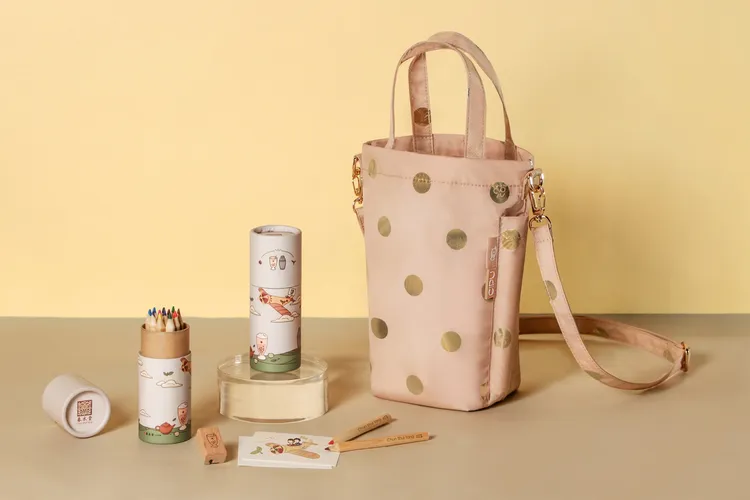 春水堂x CiPU喜舖「珍珠奶茶隨行包」及「春水堂色鉛筆組」。業者提供