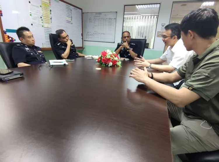 南打派員赴馬來西亞，與當地警方共同偵辦。翻攝畫面