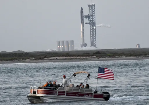 SpaceX「星艦」火箭升空延4/20撞期大麻日 網友翻馬斯克哈草照助嗨