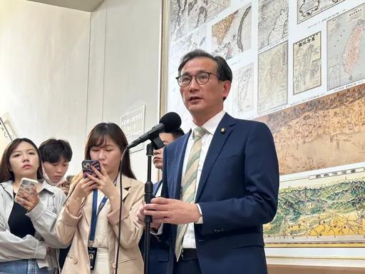 賴清德將披綠袍戰2024! 鄭運鵬:有信心也很光榮