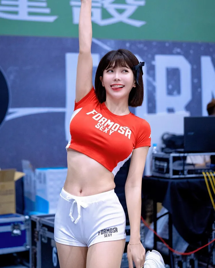 樂天桃猿應援團女團長壯壯（沈立心）。翻攝壯壯IG