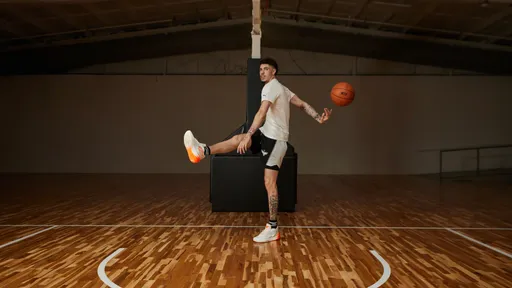 PUMA熱賣NBA人氣球星LaMelo Ball二代簽名戰靴 再換裝新配色誘手滑