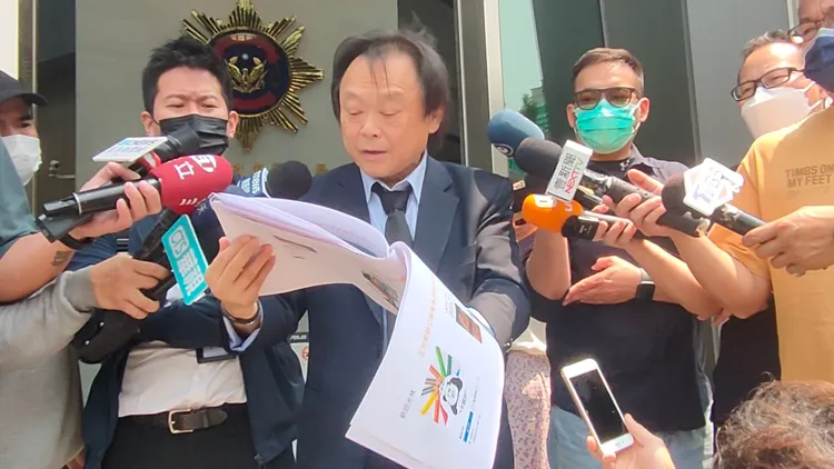 王世堅昨天到北市刑大提告。資料照，黃子騰攝