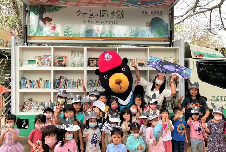 行動書車及說故事活動。觀光局提供