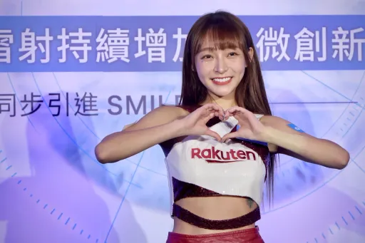 林襄直播中嚇傻！首次收到「豪華抖內」　金額曝光讓她羞喊：超級大