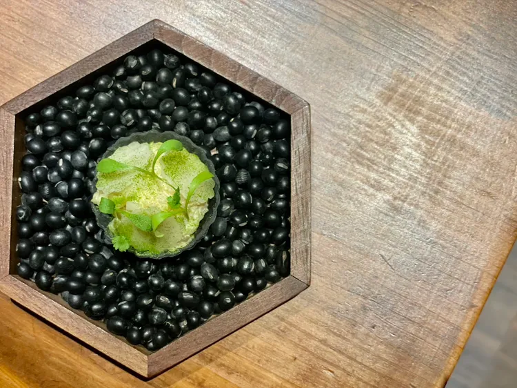 干貝/泡菜/豆薯。曾仲葳攝