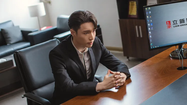 張藝興近年影視歌三棲，在《相逢時節》飾演寧恕。中天娛樂台提供