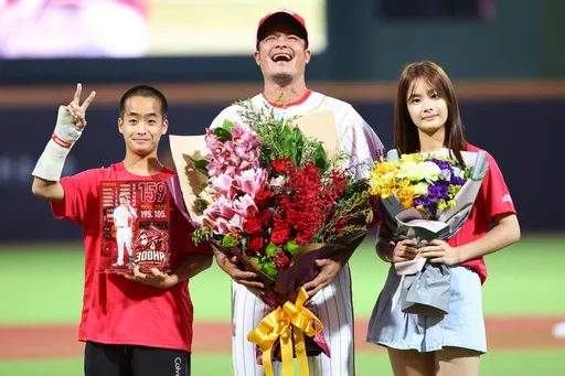 林智勝300轟味全龍賺翻　紀念商品賣破千萬！