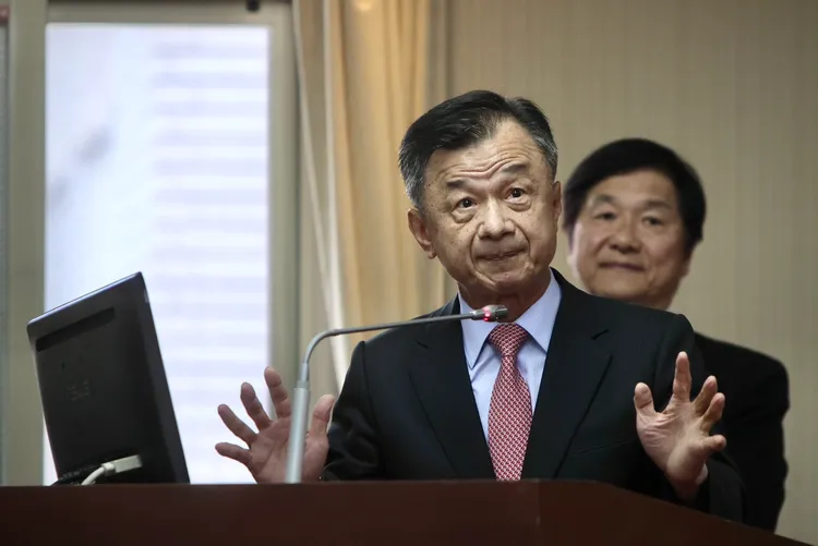 邱太三與陳玉珍在立法院激辯。林林攝