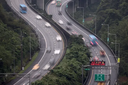 連假第2天趁黑出門防塞車！　高公局估國道明湧8大地雷路段