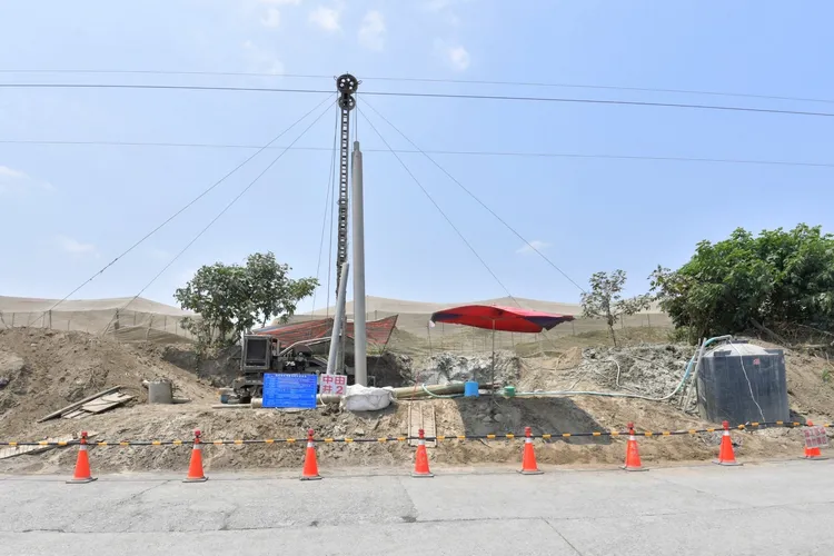 水利署積極開鑿抗旱水井。政院提供