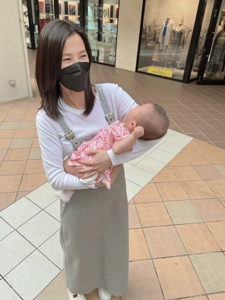 楚宣乾女兒一被抱就大哭。民視提供