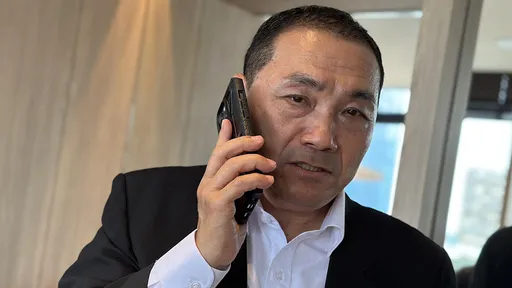侯友宜發圖文宣示掃蕩黑道　鄭運鵬：這不是辦案是扯警方後腿