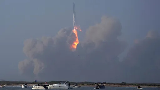 SpaceX星艦升空後爆炸 NASA署長:期待未來試飛