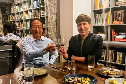 郭台銘會晤ChatGPT執行長 曝人工智慧下一步「台灣必能受益」前提!