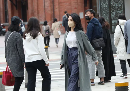 注意保暖！今晚到清晨北部下探15°C　全台剩這「2地區」有雨