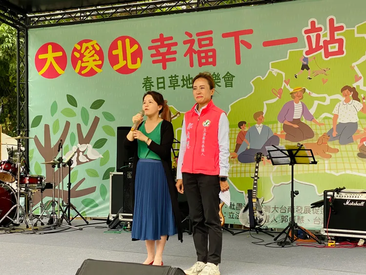 郭貞慧妹妹、牙醫師郭靜怡說，大姊為了讓三個妹妹升學，大學畢業後就投入職場，永遠全力以赴，進了國會也會是365天全年無休的立委。王志弘攝