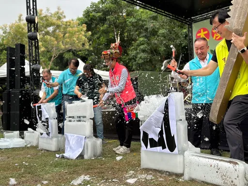 台南立委初選|郭貞慧「下一站幸福」破冰開出退選條件 王世堅獻聲!送出四個字