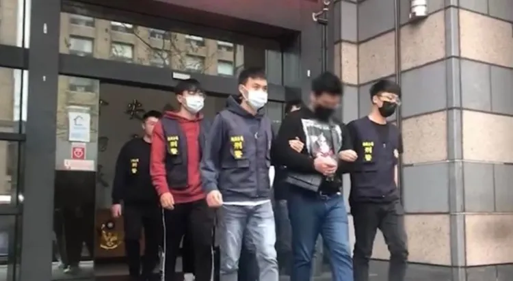 林男等人遭移送。翻攝畫面