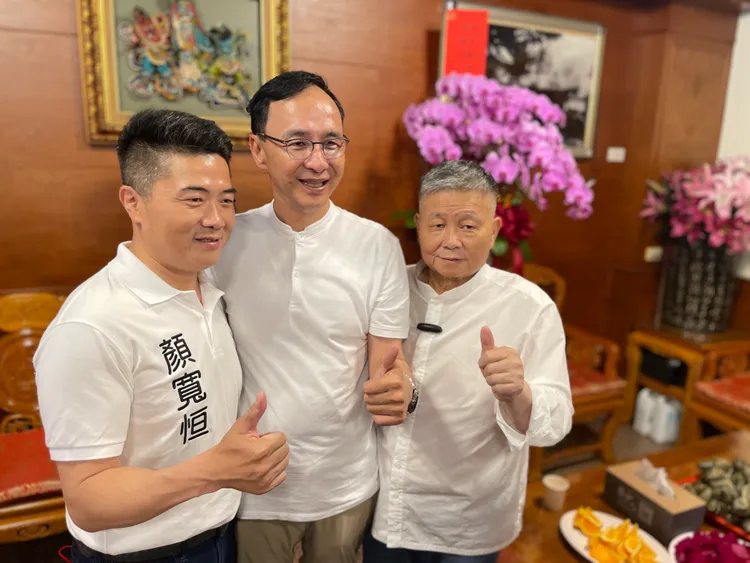 顏清標說，今晚會陪同大甲媽起駕，他走不到的由顏寬恒幫忙走。國民黨提供