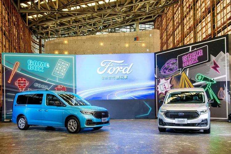 新世代的Ford Tourneo Connect旅玩家不僅帶來全新內外觀，也在智能與安全科技配備上有所進化。原廠照片